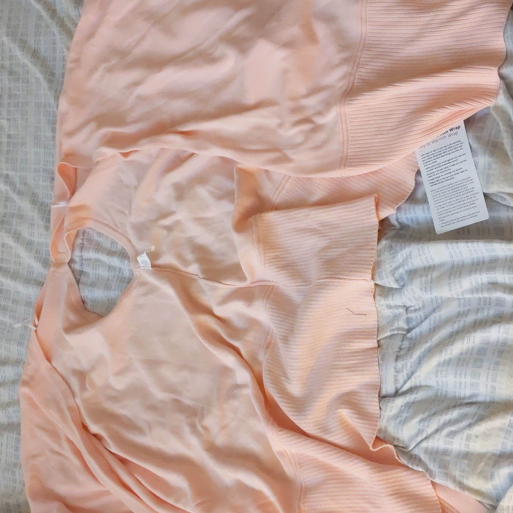 Brand new with tags women's Lululemon open shawl